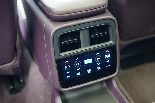 需多言保时捷Taycan 4冰球突破平台