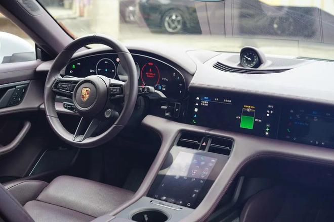 需多言保时捷Taycan 4冰球突破平台【路试】强者无(图10)